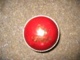 Cw Middle End 2Pce Cricket Ball - 135G   ( 35 OveRingstar )