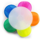 Flower shaped plastic highlighter contains the colours of blue,