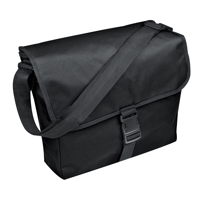 Polyester bag with practical click closure in the front.