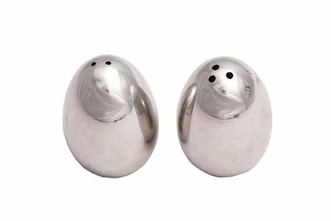 Stainless steel salt and pepper set - egg shape