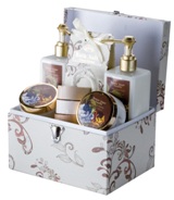 Ladies Gift set with vanilla/brown sugar scented bubble bath, sh