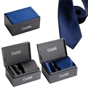 Executive Gents gift set with a silk tie, pocket handkerchief an