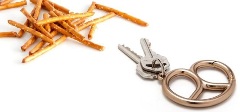 Pretzel Keyring - Min Order: 6 units