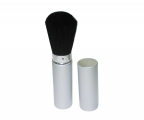 Large retractable cosmetic brush in aluminium case Large retract