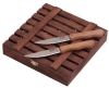 SIX KRAFT STEAK KNIVES IN WOODEN BOX