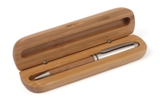 Ballpen made from bamboo and metal trim parts, supplied in a mat