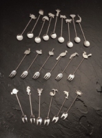 Animal Maneki Teaspoon / Cake fork set (set of 6) Animal Maneki Teaspoon / Cake fork set (set of 6)