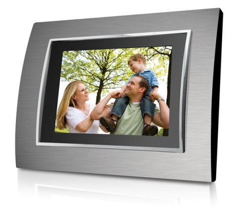 Coby 7 inch Digital Photo Frame (Metal)