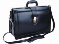 Leather Gladstone Briefmaster - Black - Leather Gladstone Briefm