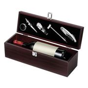 5 Piece Wine Set in Wooden Box