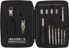 26 Piece Tool Set