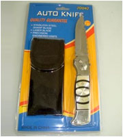 Folding Knife And Pouch In Blister Pack