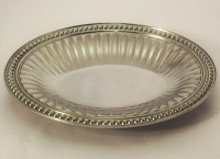 Wilton Armetale Oval Bread Tray - 24.5 * 20cm