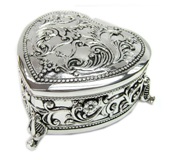 Heart Shape Footed Trinket Box - 9*8*4cm