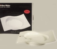 White Wave Shaped Plate 20cm