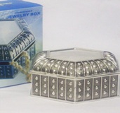 Silver Plated Trinket Box 6*11*11cm