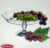 Footed Glass Cake Stand Rim-Up 15cm (Height) * 31.5cm (Diameter) Footed Glass Cake Stand Rim-Up 15cm (Height) * 31.5cm (Diameter)