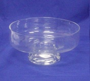 Footed Glass Bowl 10.5 * 20cm Diameter Footed Glass Bowl 10.5 * 20cm Diameter