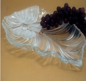 Miranda Glass Leaf platter - 44.5cm