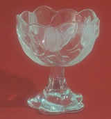 Satin Rose Glass Footed Bowl - 14cm