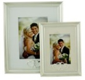 Photo Frame - 3D Shiny Hearts (3 * 5 inch)