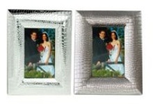 Matt Pewter Croc Skin Picture Frame (4 * 6 inch)