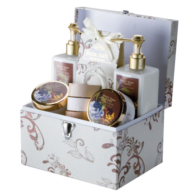 Wellness gift set with vanilla/brown sugar scented bubble bath a
