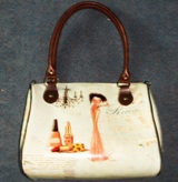 Handbag Lady & Nail Polish 23 * 28 * 16cm