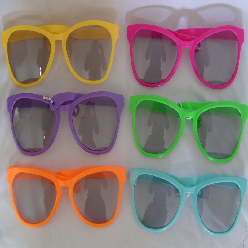 Giant sunglasses plastic assorted (CACJP0869ABC) Corporate